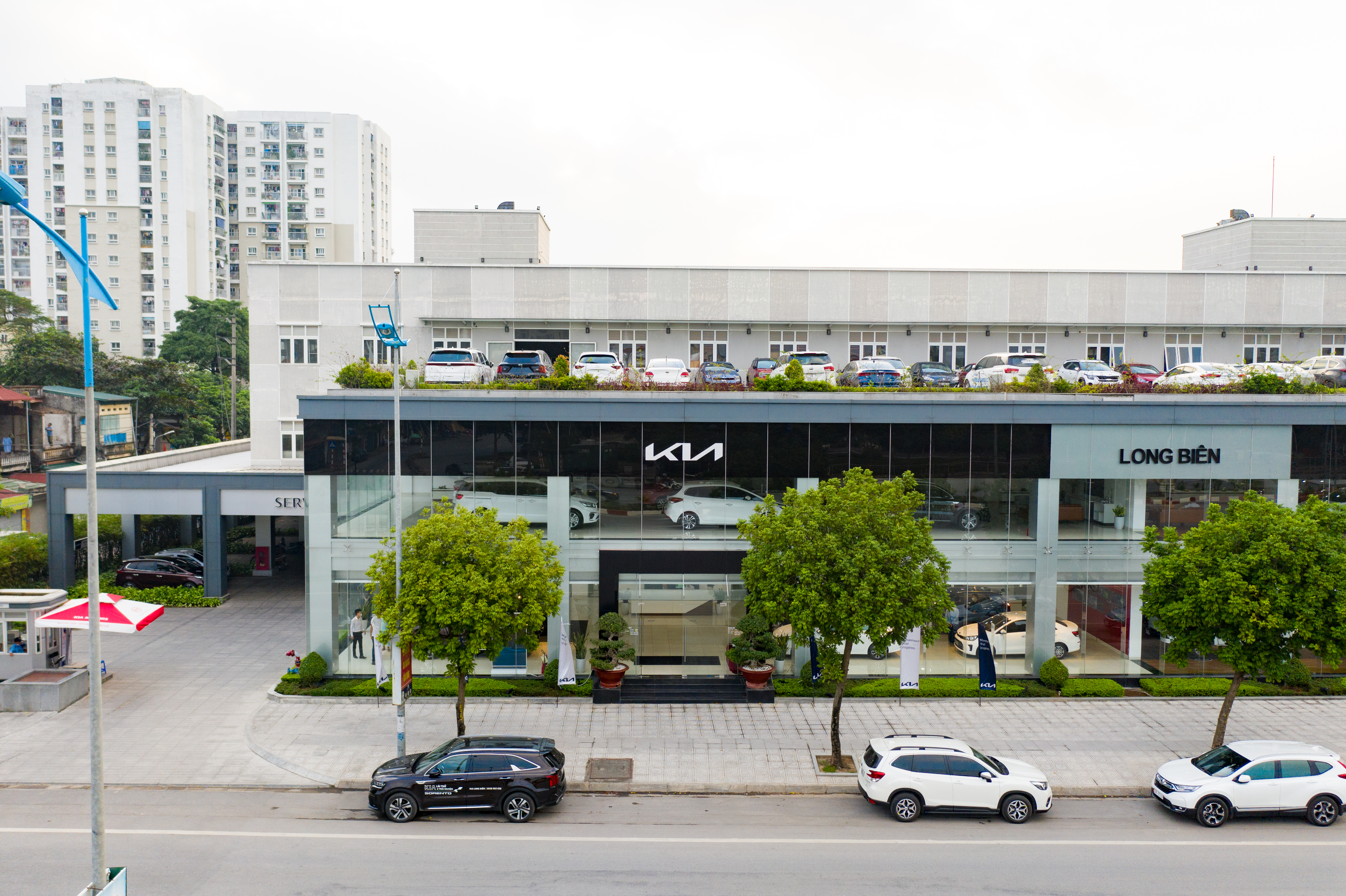 Kia Long Biên